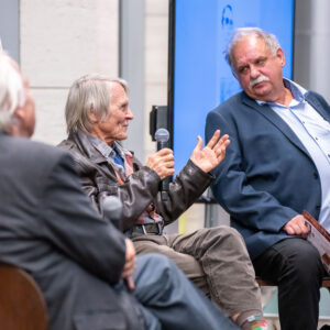 EI_konyvbemutato_MODEM_251104_010