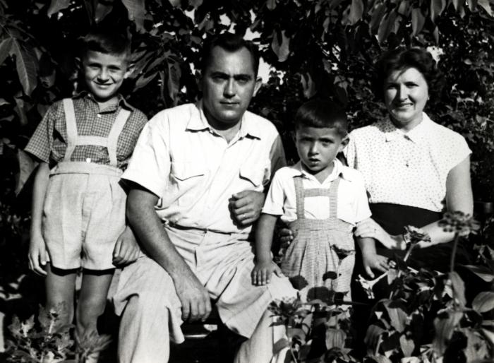Égerházi Imre és családja - 1958