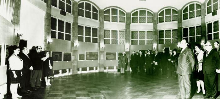 The opening of the first exhibition in Budapest in 1973 at the MOM House of Culture